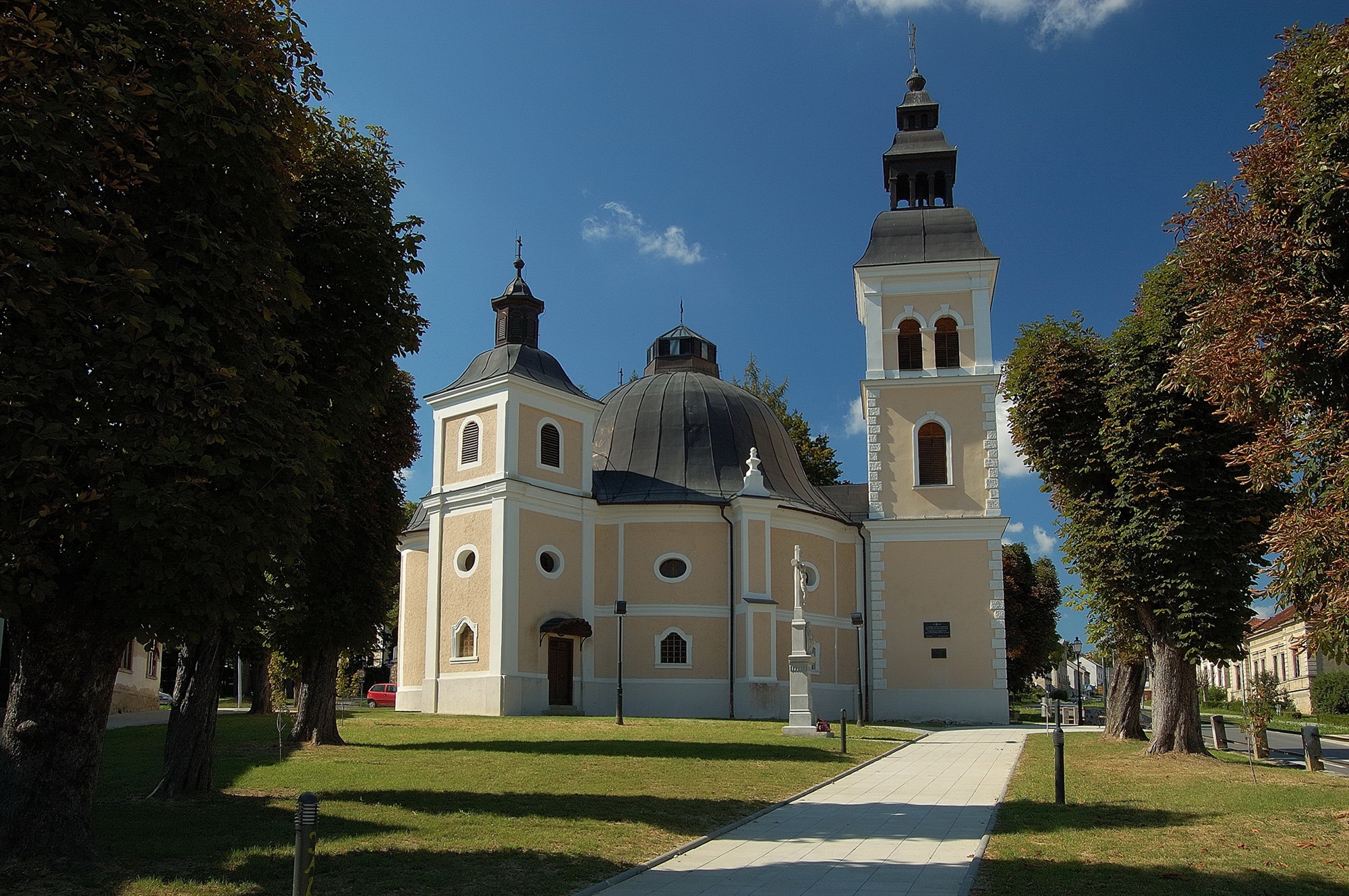 Crkva presvetog trojstva daruvar 004